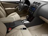 Zune and auxiliary jack photo